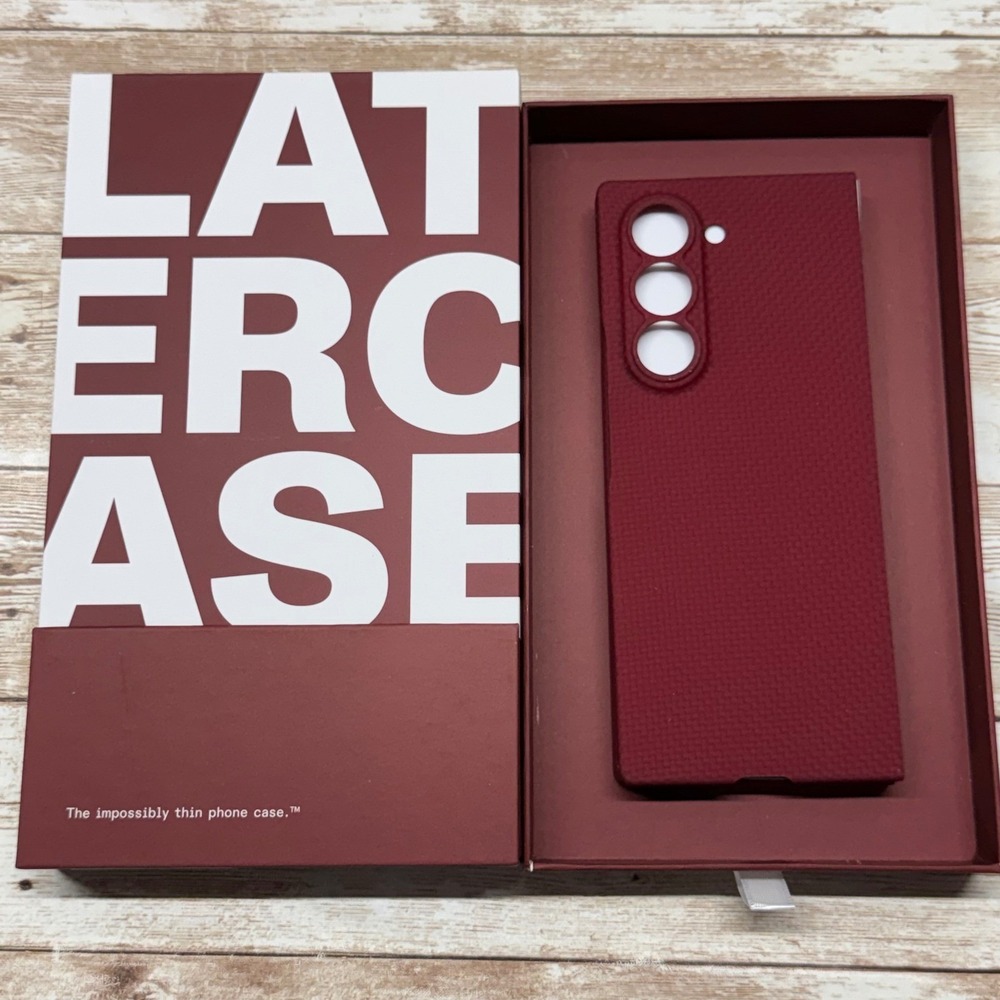 Latercase for Samsung Galaxy Z Fold 6 Crimson Impossibly Thin New open Box